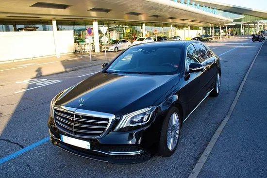 Flughafen Wien Transport / Vienna International shuttle transport service