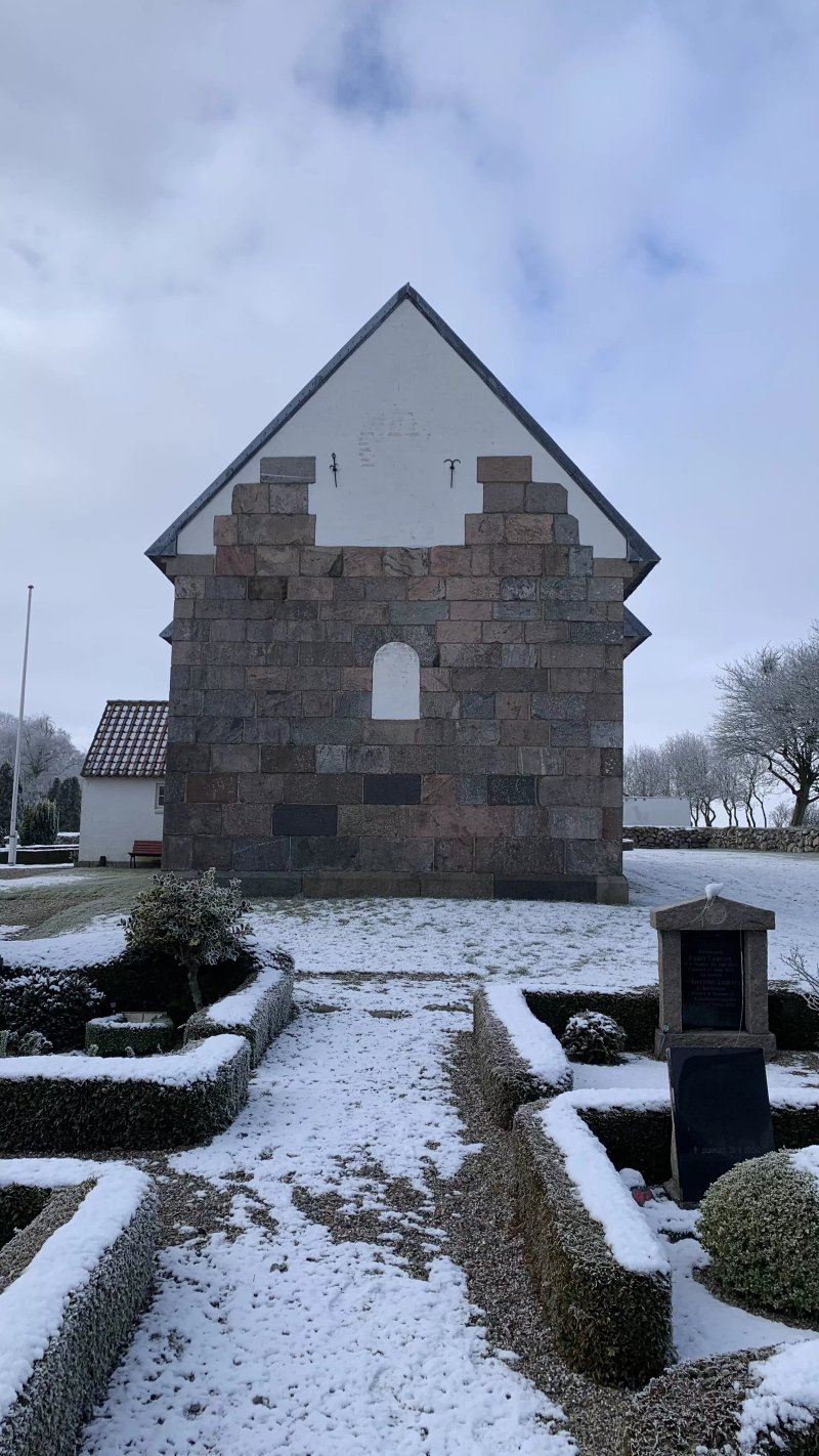 Skader Kirke