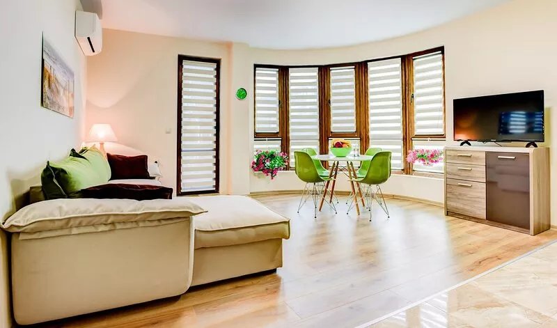 Holiday Apartments 80 m from a Sandy Beach