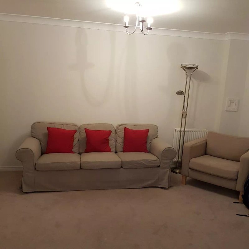Apartment next to Victoria Station