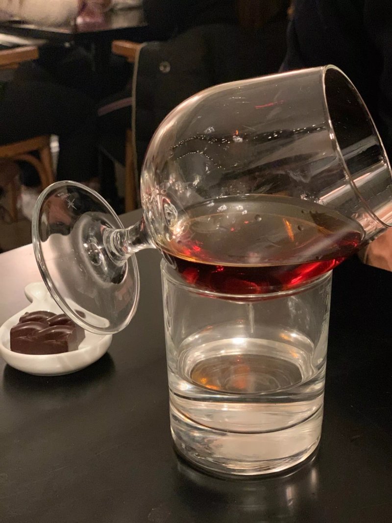 Felici e Fondenti - La Cioccolateria