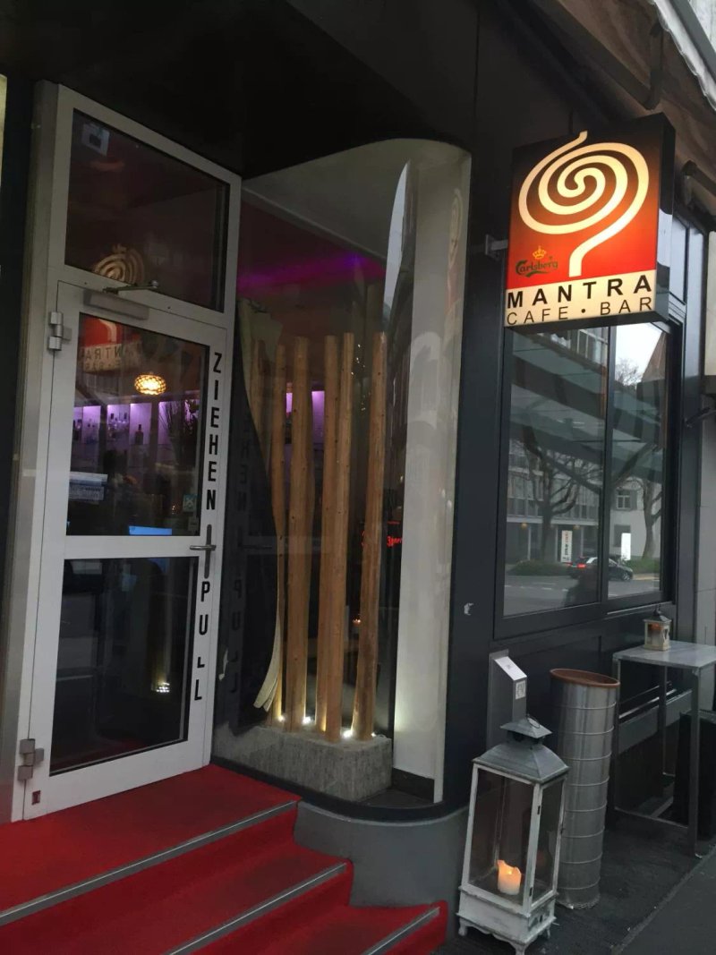 Mantra Cafe, Bar & Lounge