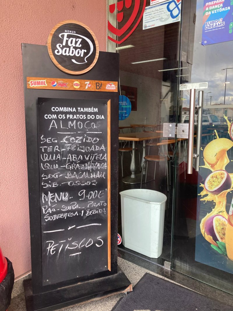 Via Rapida - Coffee & Wine Bar