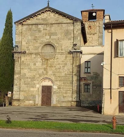 Il monastero di Brugora con la chiesa dei Santi Pietro e Paolo