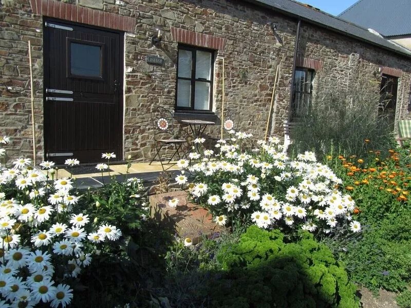 The Linhay Sleeps 2 (1 Bedroom)