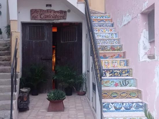 Grotte Del Caricatore