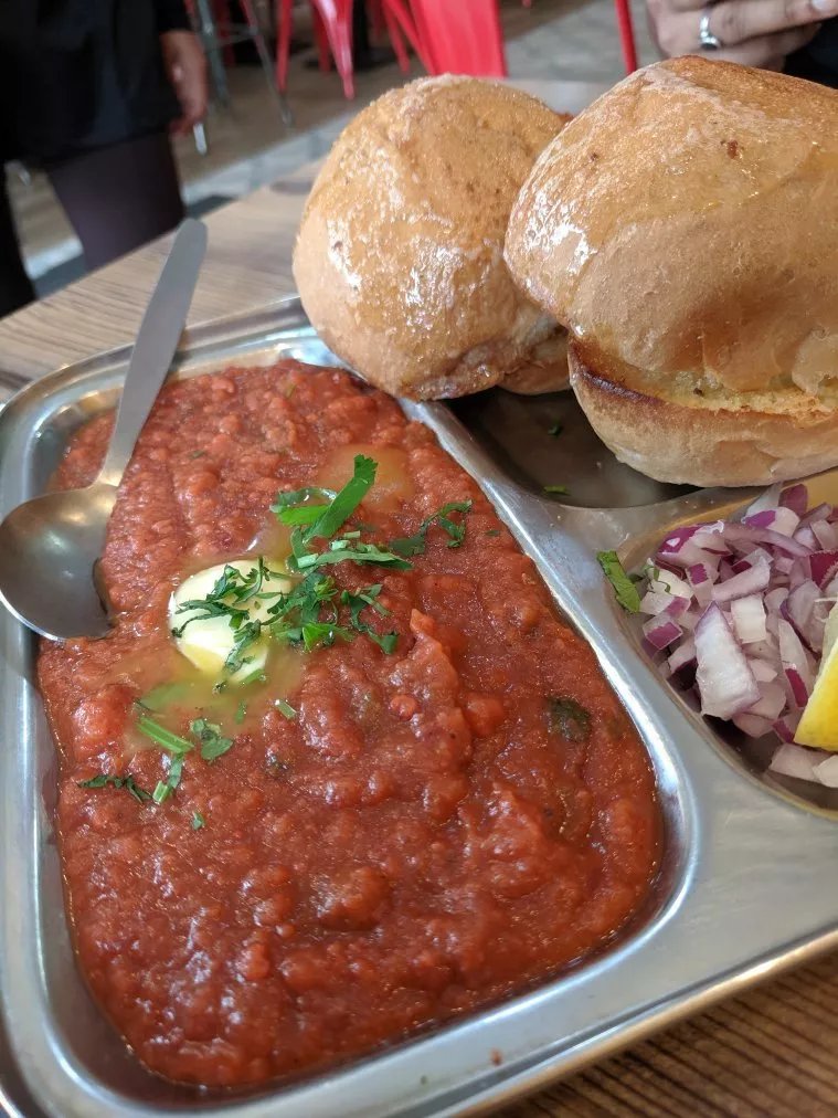 Shri Sai Vada Pav