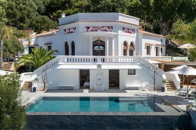 VILLA AMICITIA, LE RAYOL, FABULOUS SEA VIEW, SHOPS AND BEACH ON FOOT