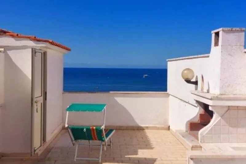 Sea view apartment with private beach