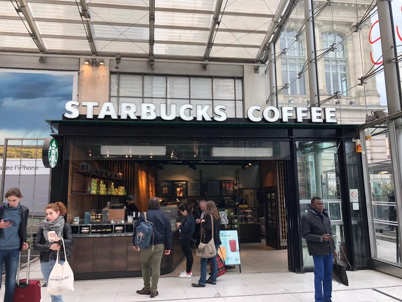 Starbucks Paris - Gare du Nord Station