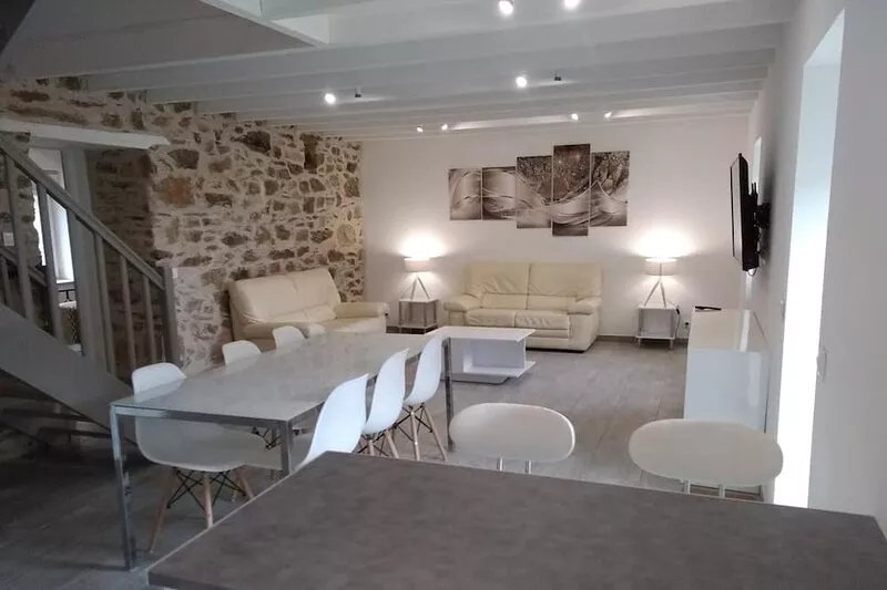 New gîte for 6 people 110 m² in a quiet location 5.2 km from the beach