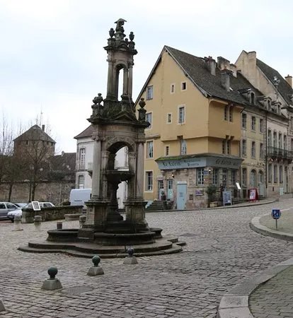 La Fontaine Saint-Lazare