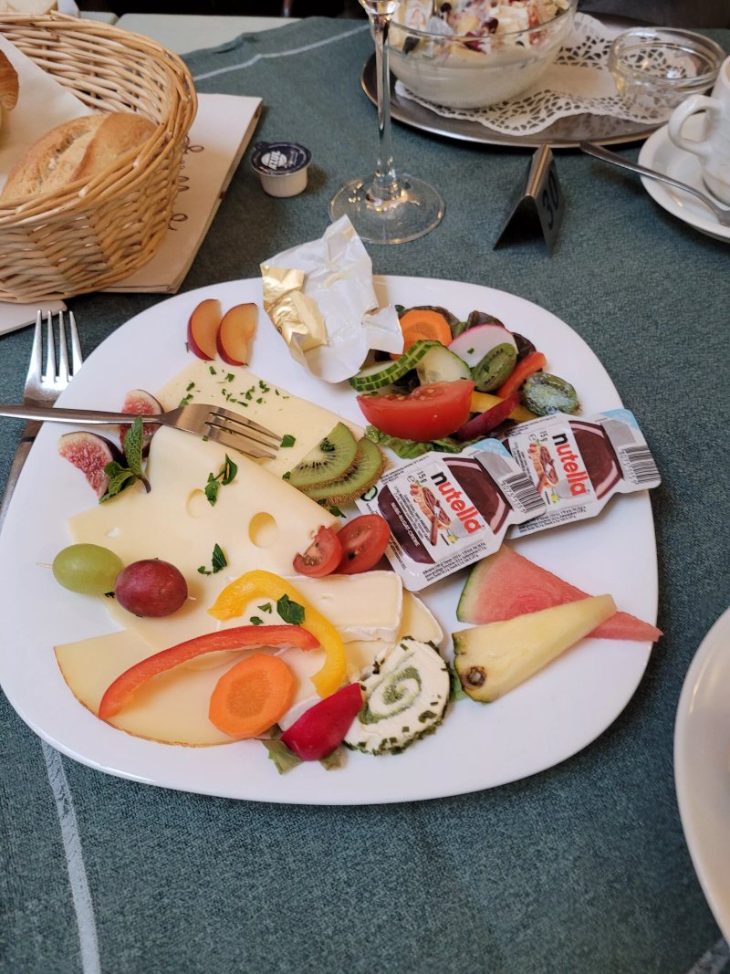 Cafe Muller