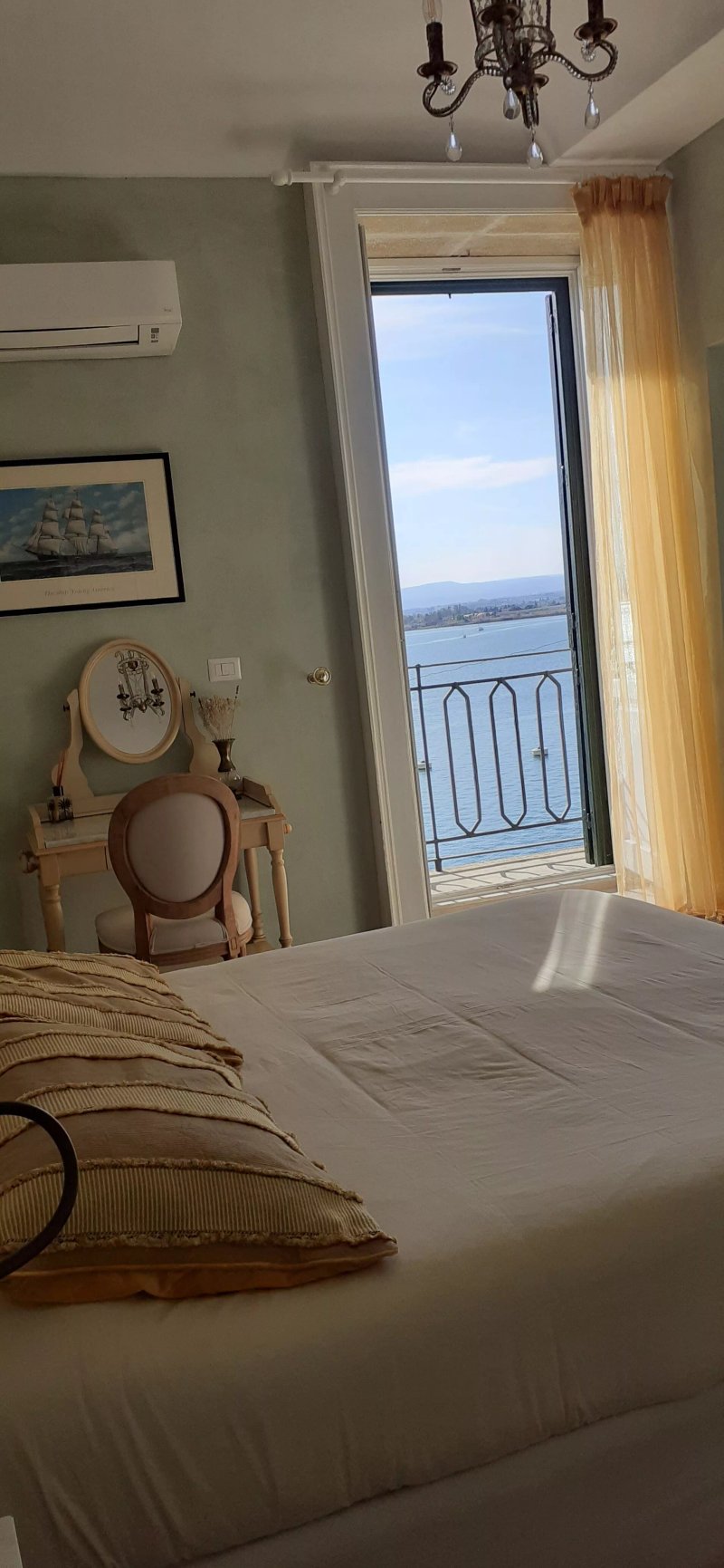 Dimora Di Ulisse Sea View Holiday Apartment