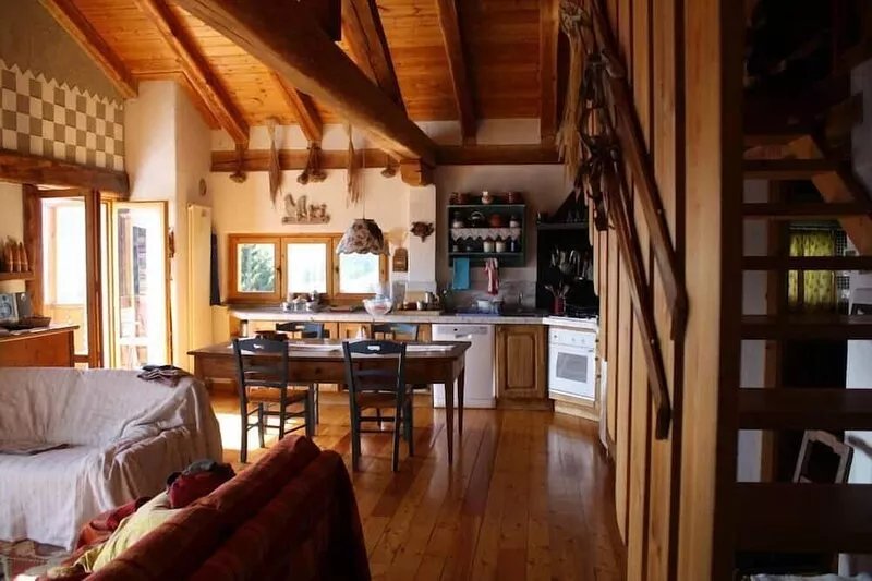 The House of light: nature end relax in the village of old times