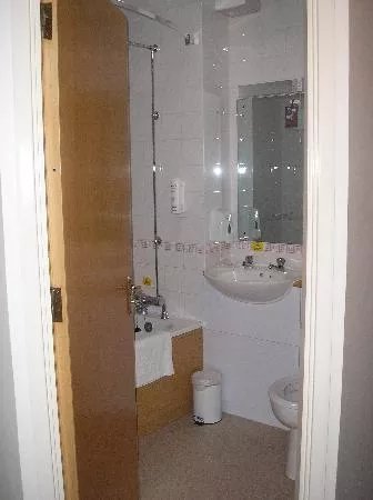 Premier Inn Portsmouth North Harbour Hotel