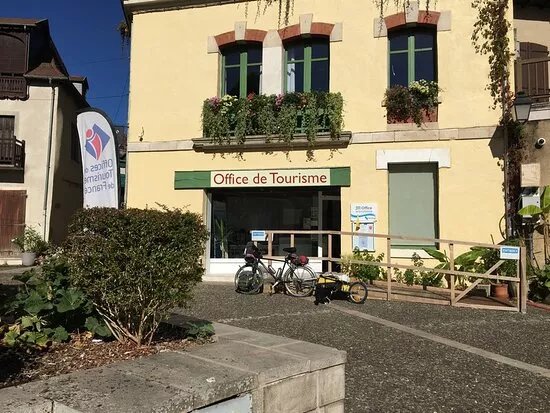 Bearn des Gaves' Tourist office - Salies-de-Bearn's office