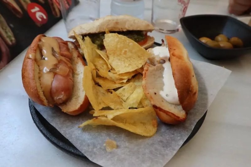 100 Montaditos