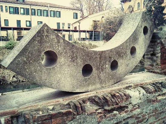 Scultura di Elio Armano dedicata a Andrea Palladio