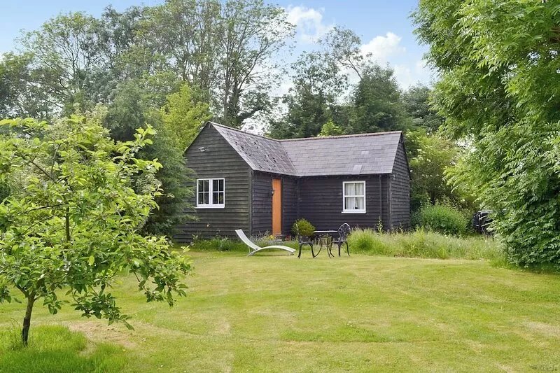 Located in the New Forest National Park and ideal for trips to Salisbury and
