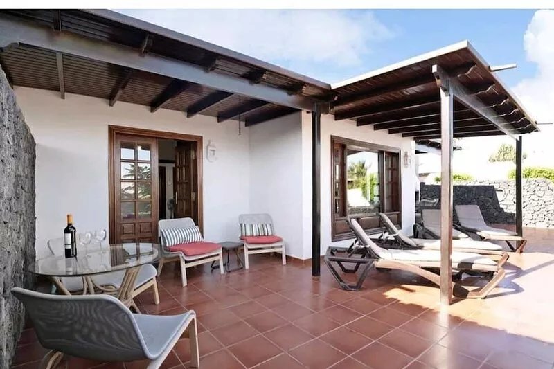 Villa Las Palmeras in Playa Blanca