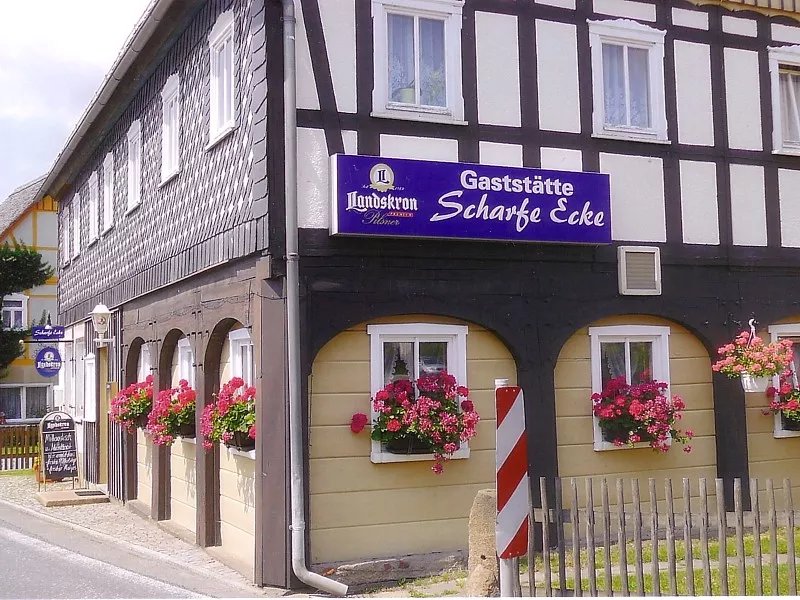 Scharfe Ecke