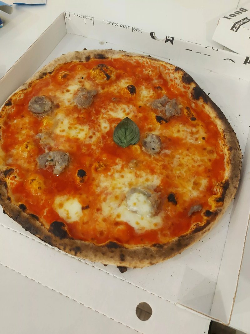 IL Pizzangolo Pontecagnano Faiano Di D'Ambrosio Francesco