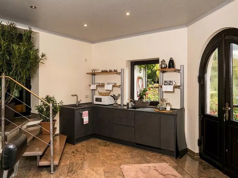 3-room apartment on the edge of the Vogelberg, quiet south-facing slope,