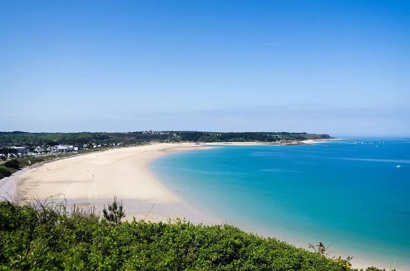 Charming holiday home near beaches and GR34