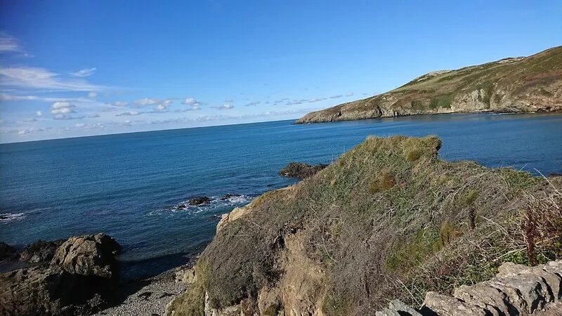 Gadlys Farmhouse Church Bay Anglesey sleeps 6  Sea Views