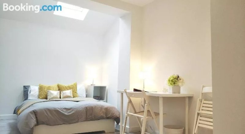 South London Croydon Home