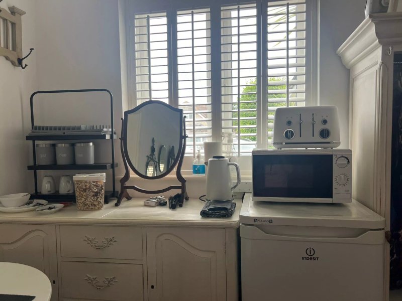 Harford B & B