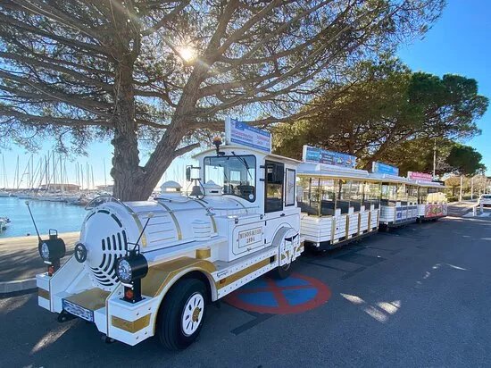 Le Petit Train De La Londe Les Maures