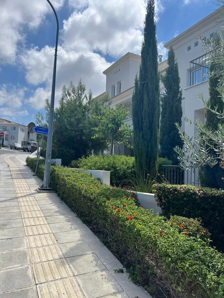 Tala Luxury Apartments with Pool by Raise