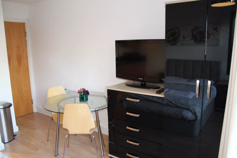 Empire Serviced Apartments