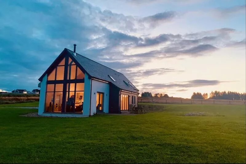 Modern Rural Cottage for 2-6 people