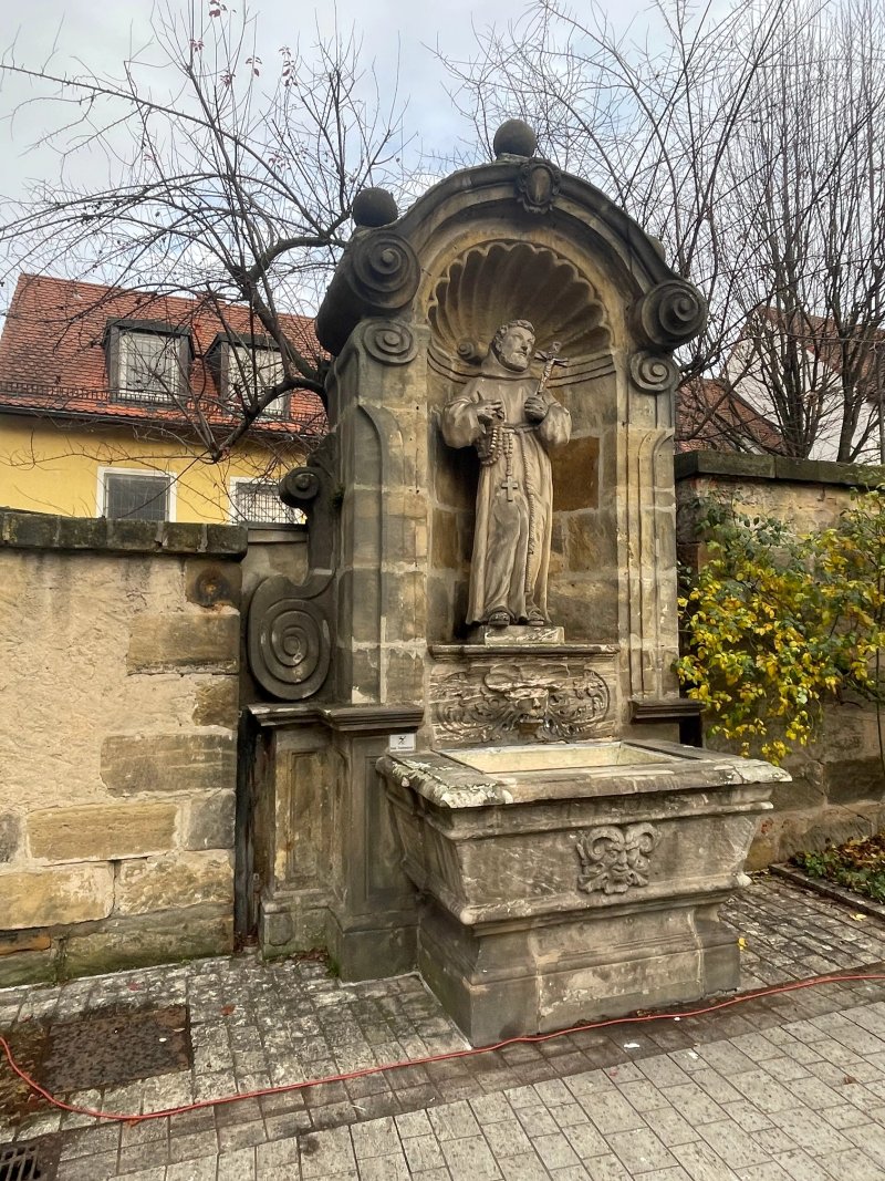 Franziskusbrunnen