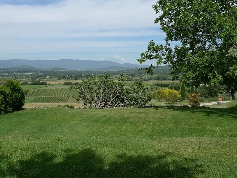 Charming gite 2 pers in Luberon, quiet, panoramic view, swimming pool, fireplace