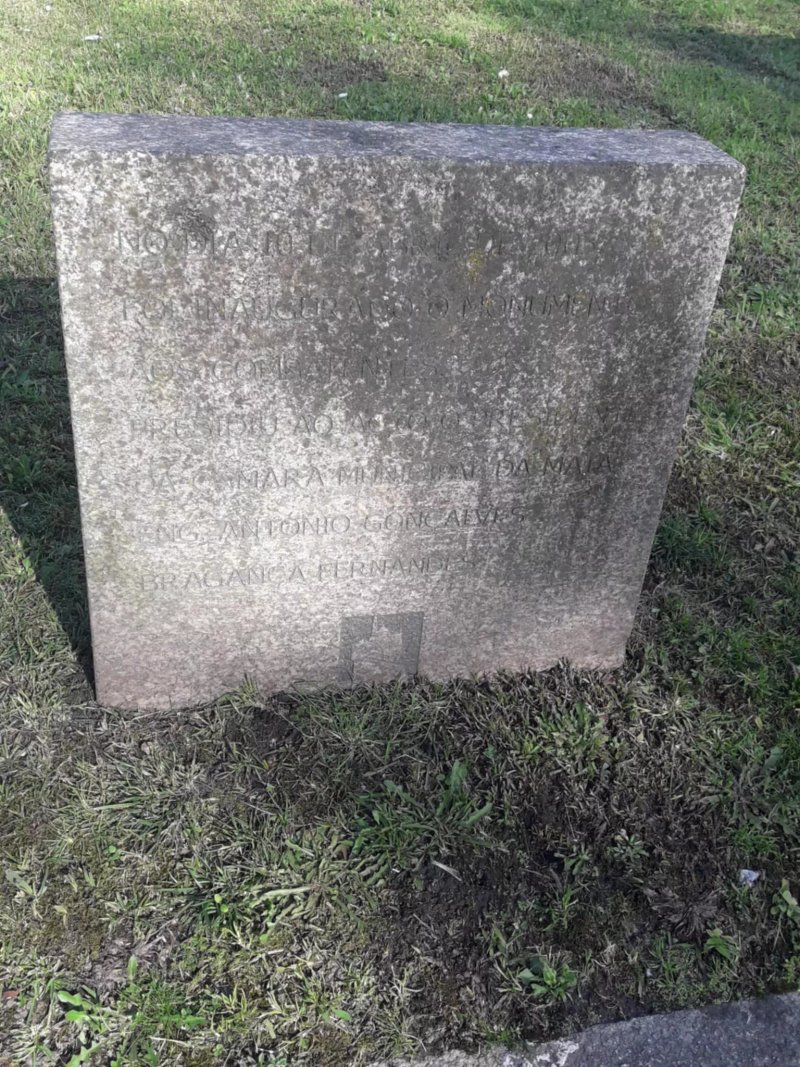 Monumento Aos Combatentes