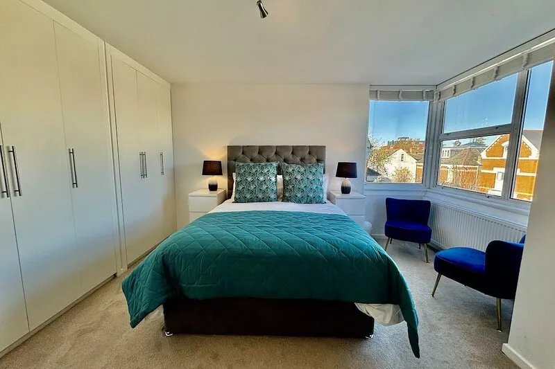 Charming 3 Bedroom Flat in Putney