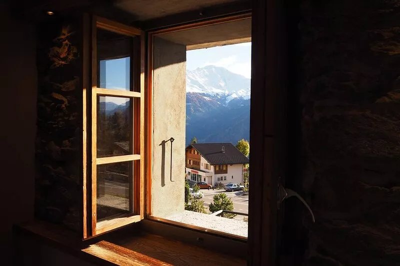 Spectacular Mountain Views in Charming Verbier Village