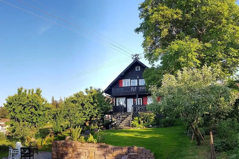 Cozy holiday home Villa Kuckucksnest with a large garden in a quiet location