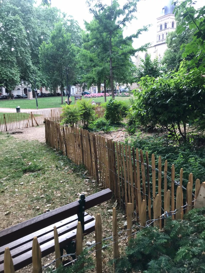 Aire De Jeux Pour Enfants Saint Seurin