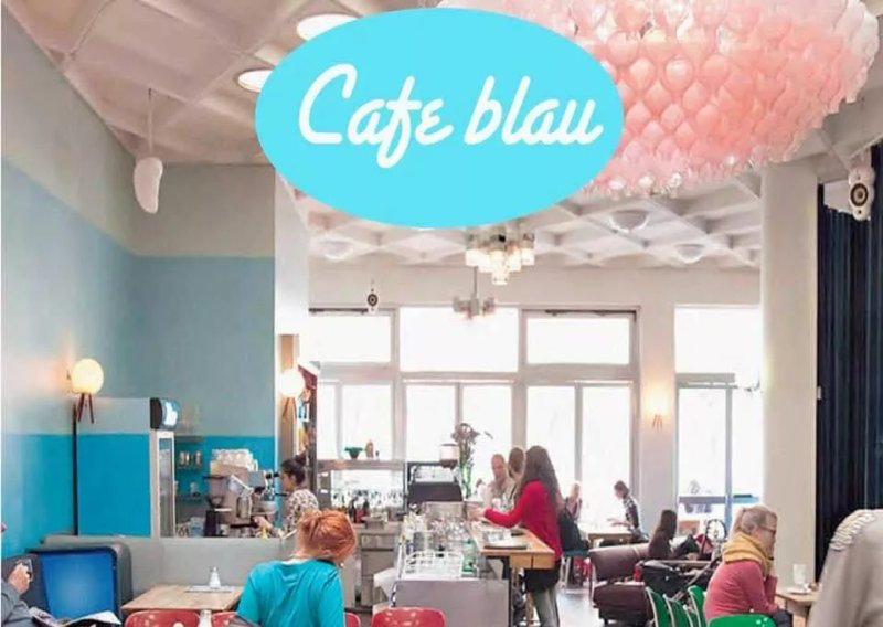 Cafe Blau