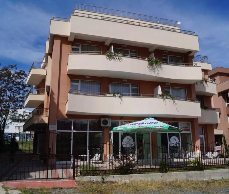 Kozarov Family Hotel