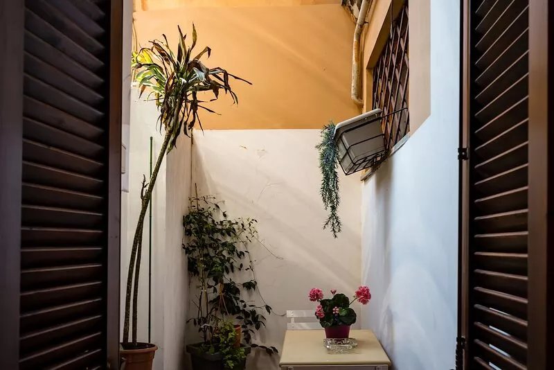 Apartment 3 minutes from the Spanish Steps (2 rooms) with a / c