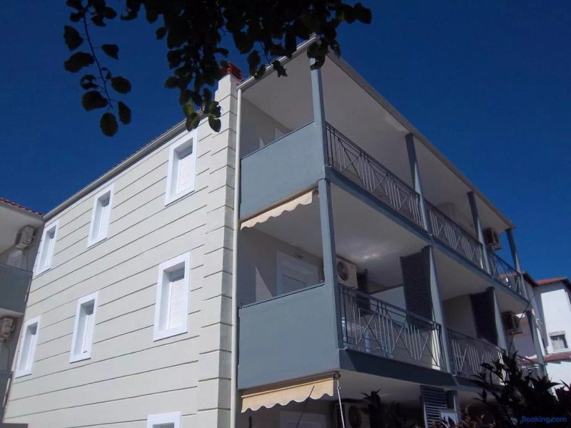 Mylos Apartments