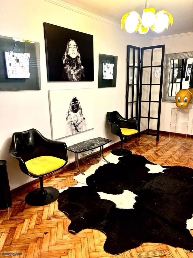 Niko Rooms
