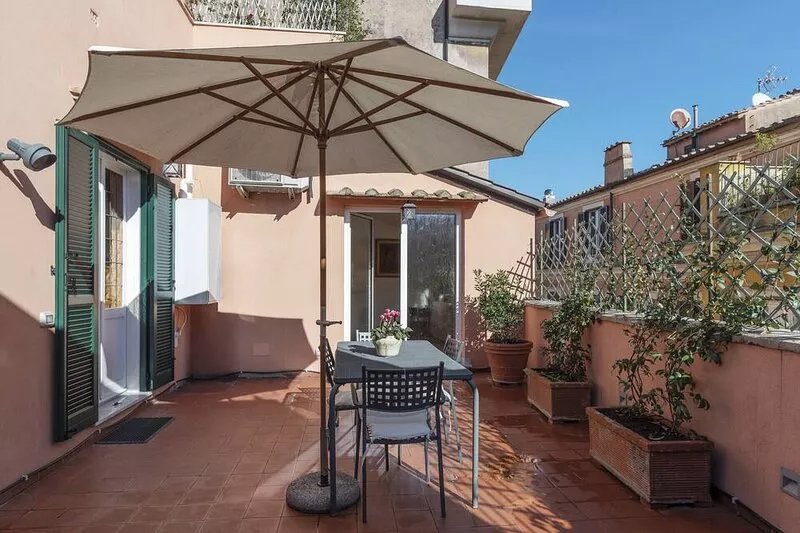 Trastevere Luxury Apartment with Terrace
