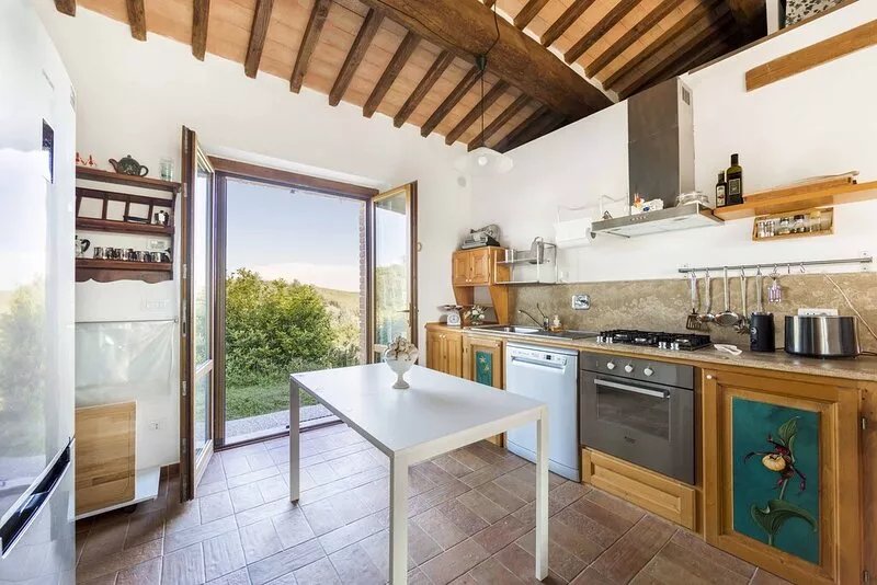 Farmhouse in the Tuscan countryside